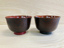 Load image into Gallery viewer, Keyaki master couple bowl in wooden box